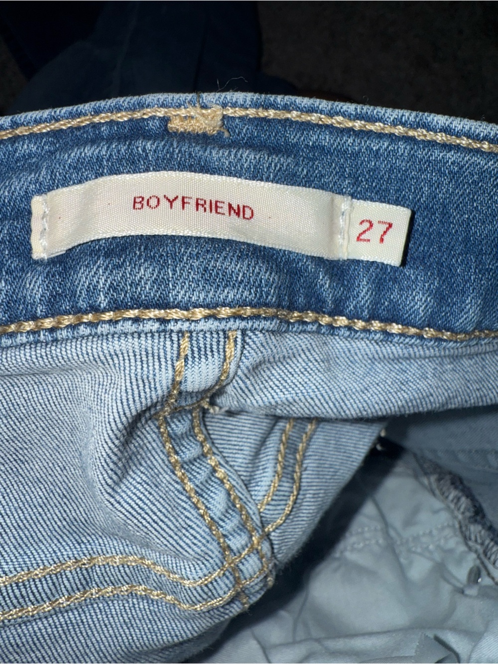 Rare Women's Vintage Premium LEVIS Mid Wash Blue Frayed Hem Boyfriend Jeans - Picture 10 of 10